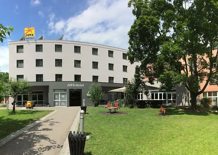 Jufa 3*
